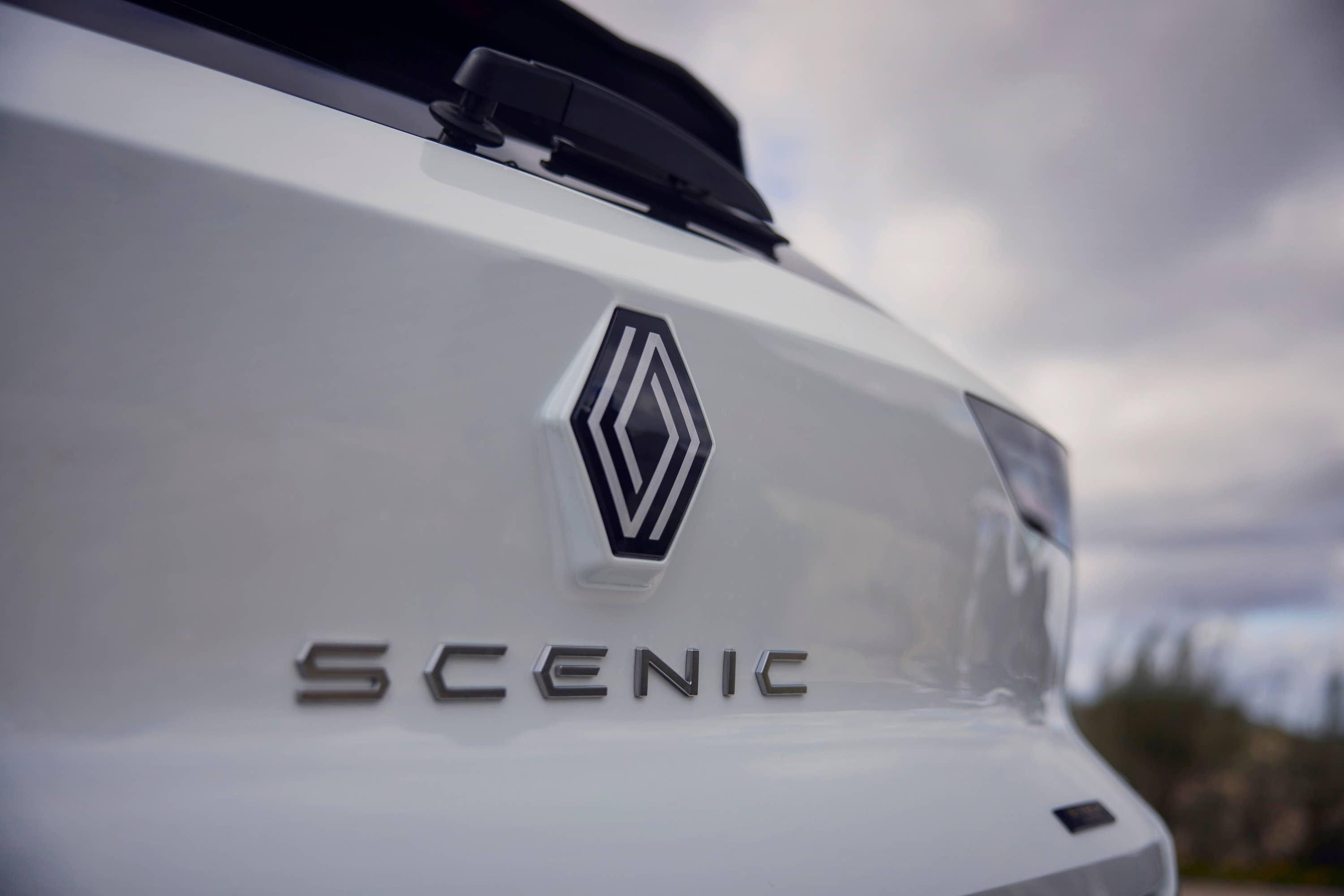 Renault Scenic badge